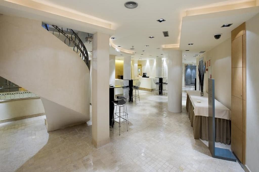 Hesperia Presidente Hotel - photo 14