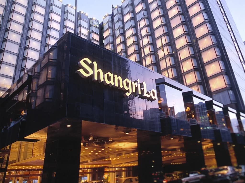 Kowloon Shangri-La, Hong Kong - photo 1
