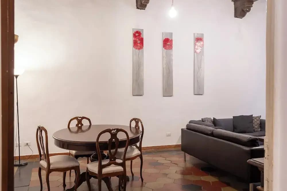 Piazza Navona Charming Large Apartment - photo 13