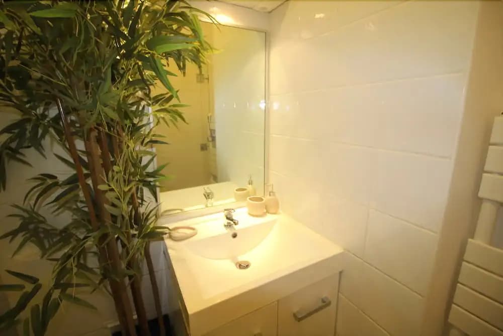 Nice Booking - Myranice - Jardin - Calme - photo 7