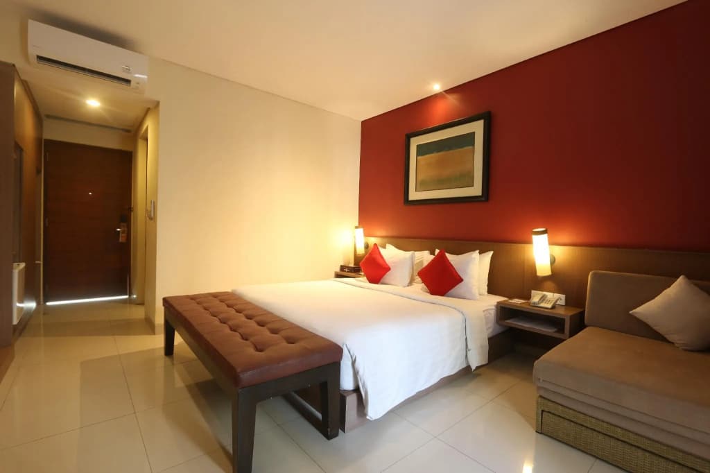 Grand La Walon Hotel - photo 4