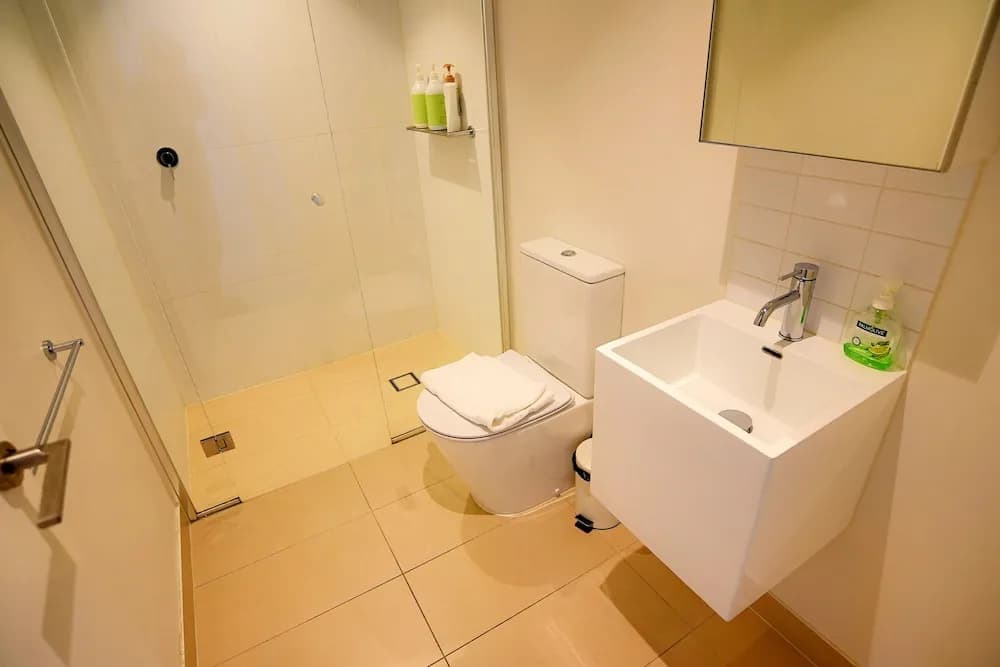 Southbank Platinum Tower Apartment - photo 9
