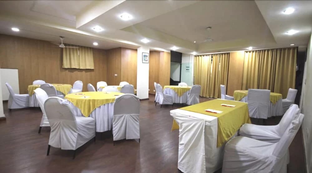 OYO 377 Hotel Excellent - photo 15