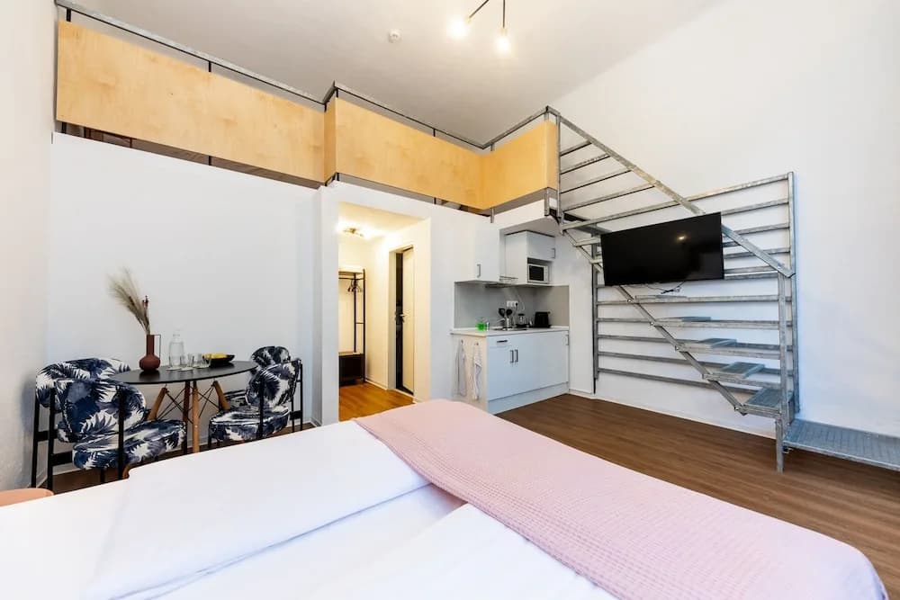Adagio Downtown - MiniHotel - photo 6