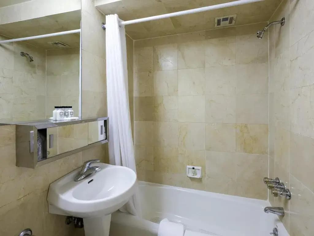 Wellington Hotel - photo 8