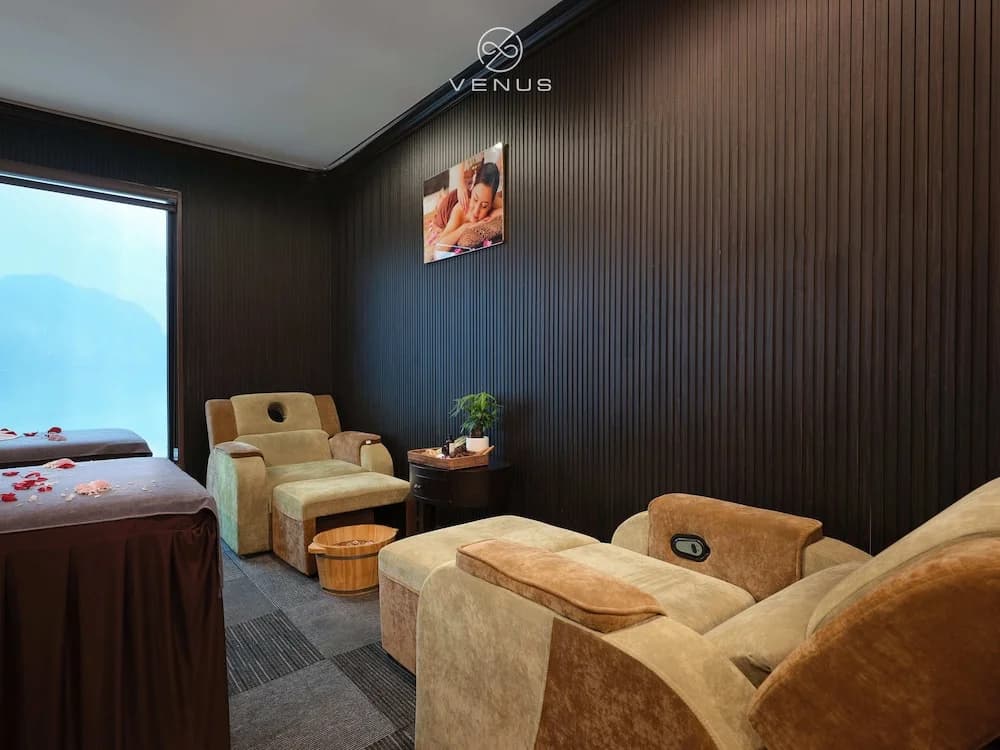 Venus Cruises Halong Bay by Venus Group - photo 44