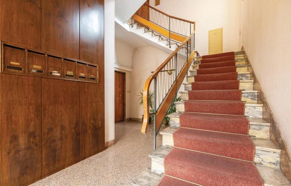 Lucy's Apartment - photo 10