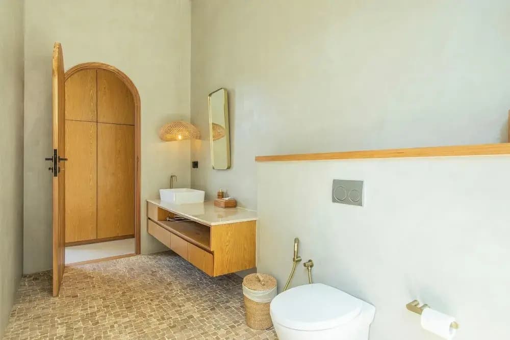 Stylish 5BR Boho Hideaway, 5 Min From Bingin Beach - photo 30