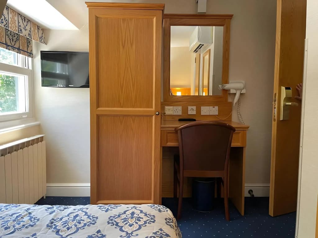 Olympic House Hotel - photo 21