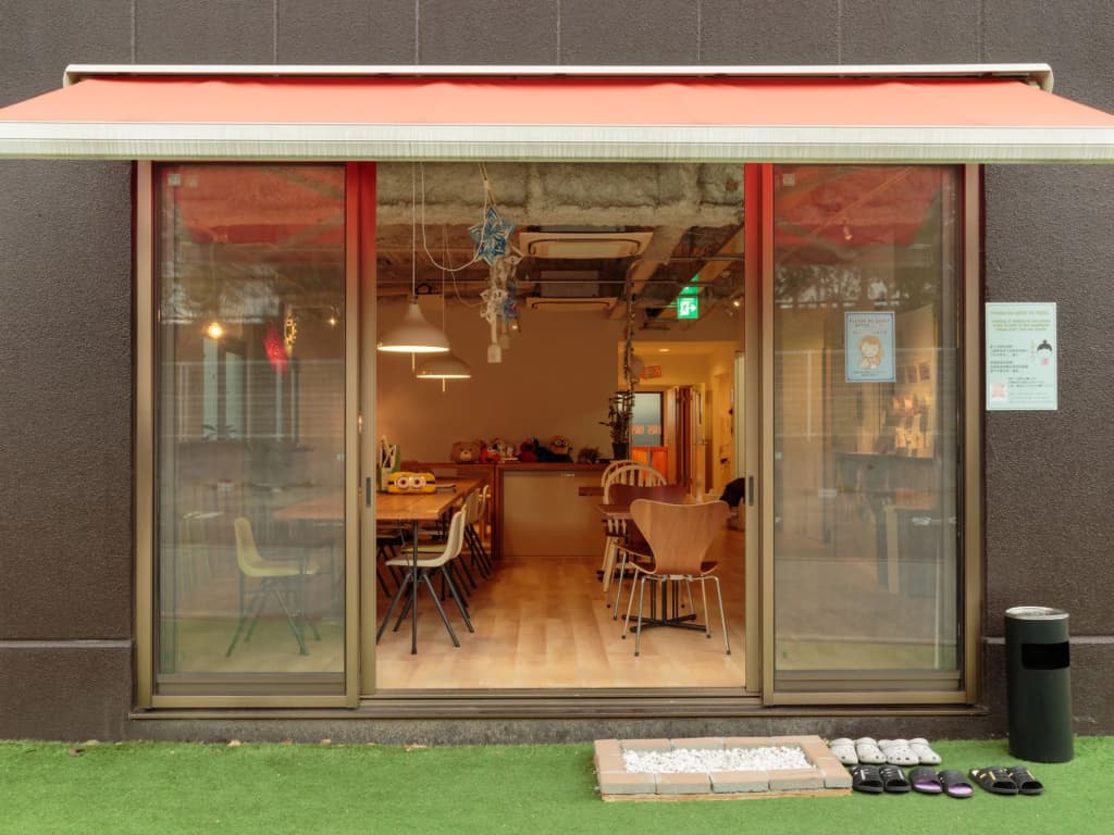 J-Hoppers Osaka Universal - Hostel - photo 17