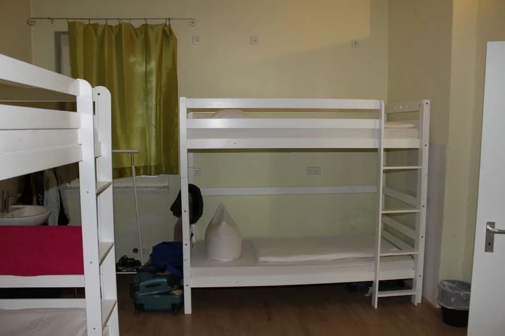 Hostel City Bed 2 - photo 2
