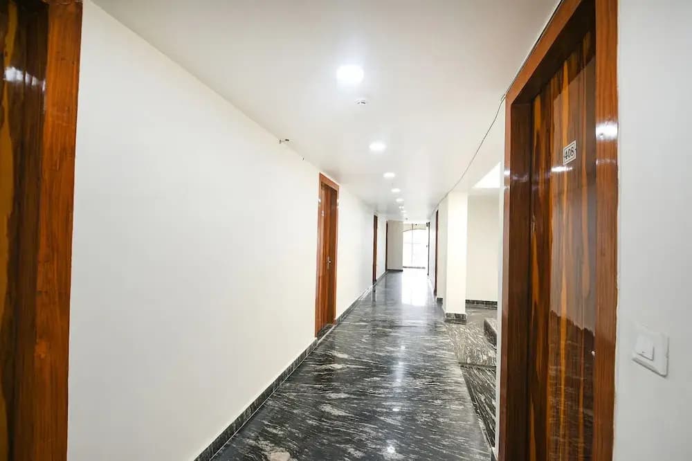 Fabhotel Mona Continental - photo 9