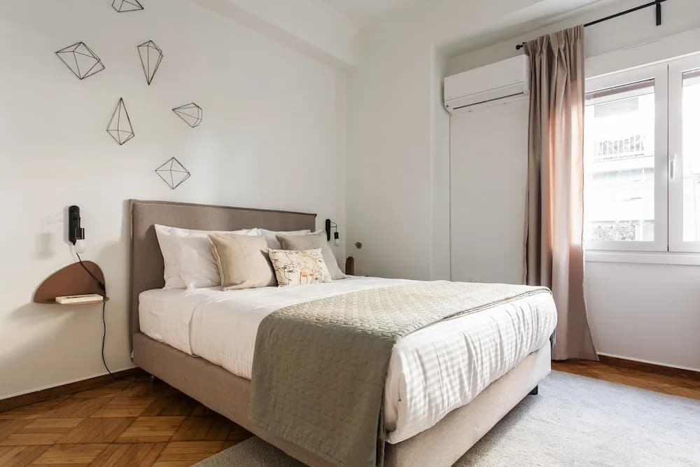 Groovy 2BR Apartment in Koukaki - photo 5