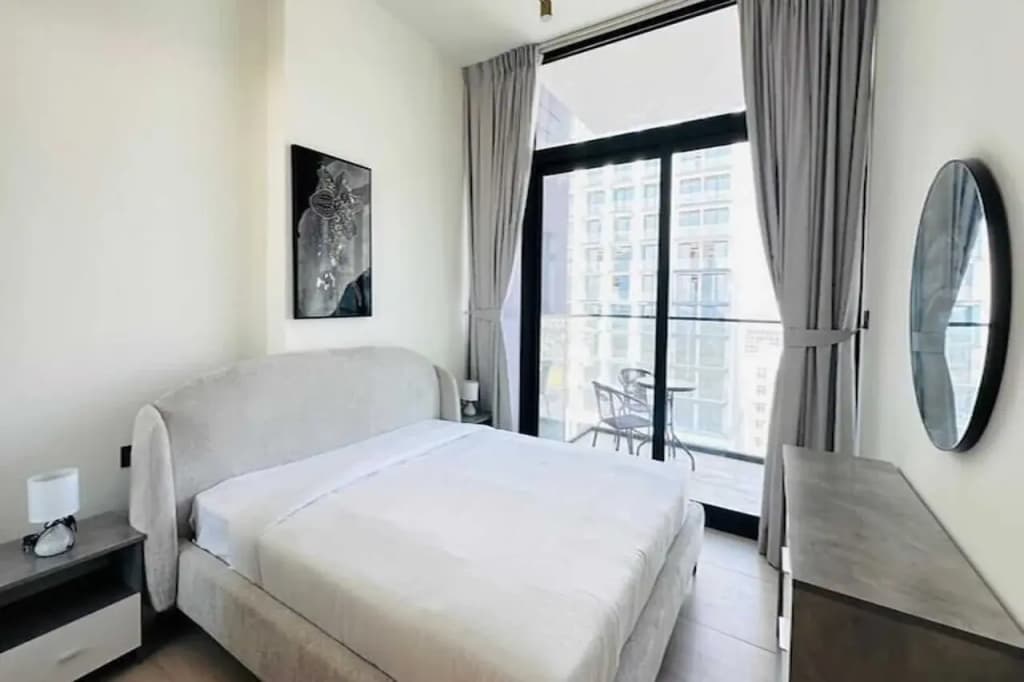 Sunday Sheikh Zayed Road Concord Tower Studio by Belvilla - photo 2