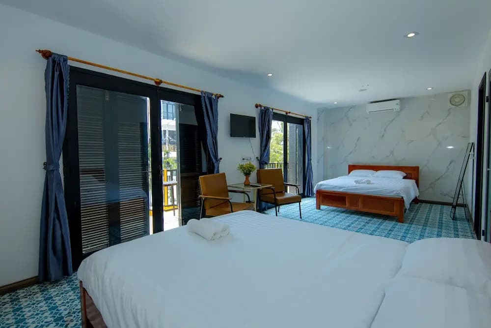 Azure Beach Hotel - photo 5