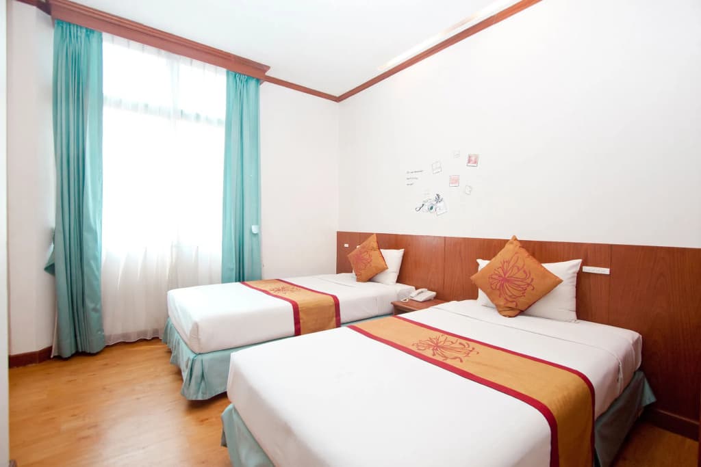 China Town Hotel - photo 6