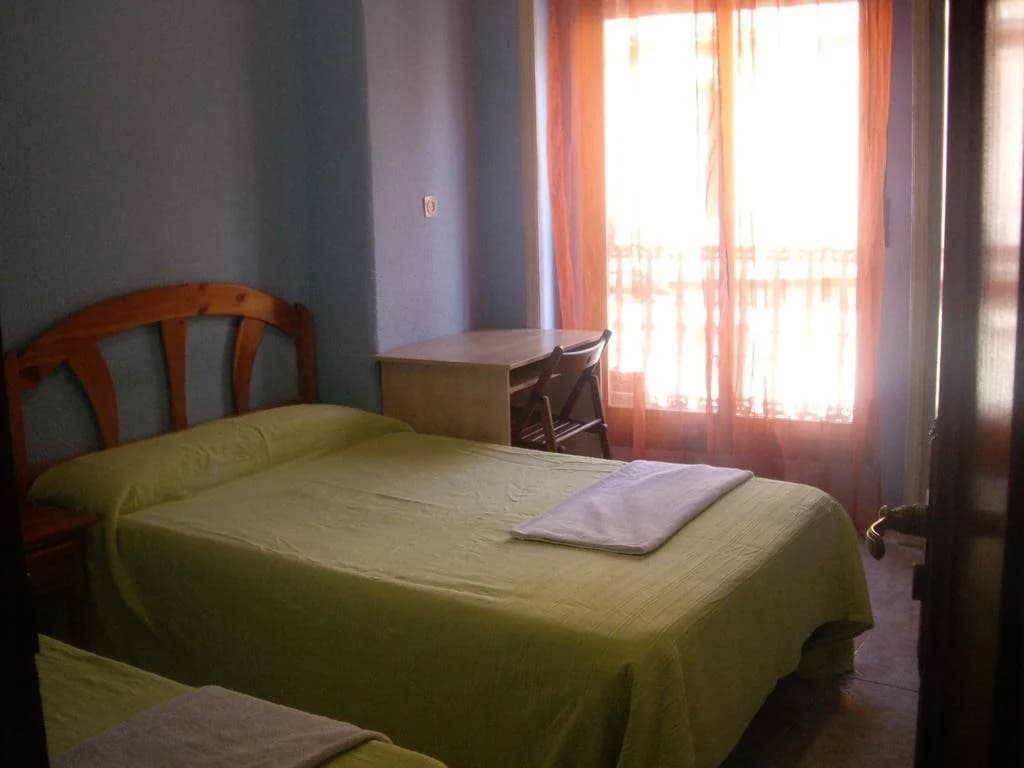 Hostal Pacios - photo 3
