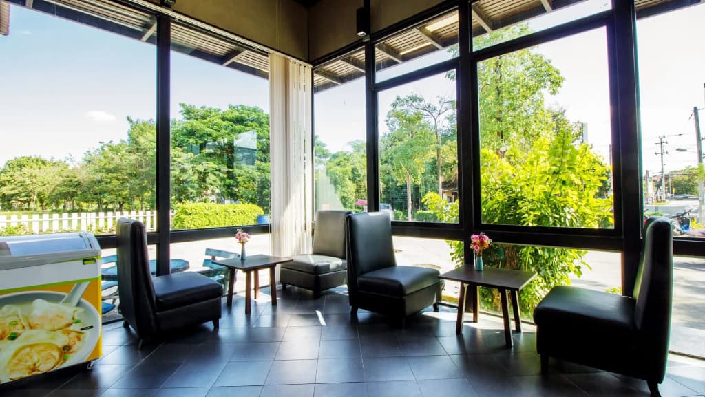 B2 Airport Boutique & Budget Hotel - photo 8