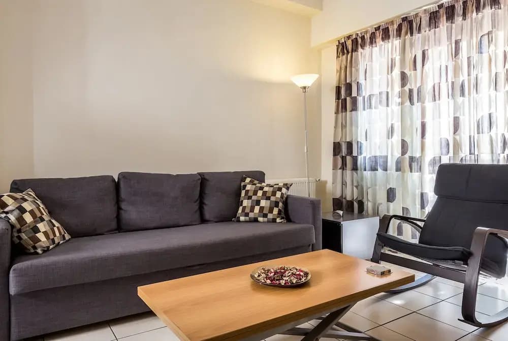 Centrally located apartment - Acropolis - photo 10