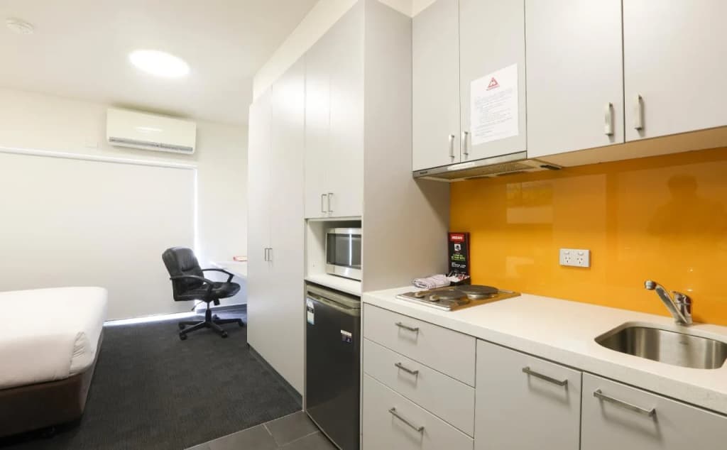 Alston Apartments - photo 14
