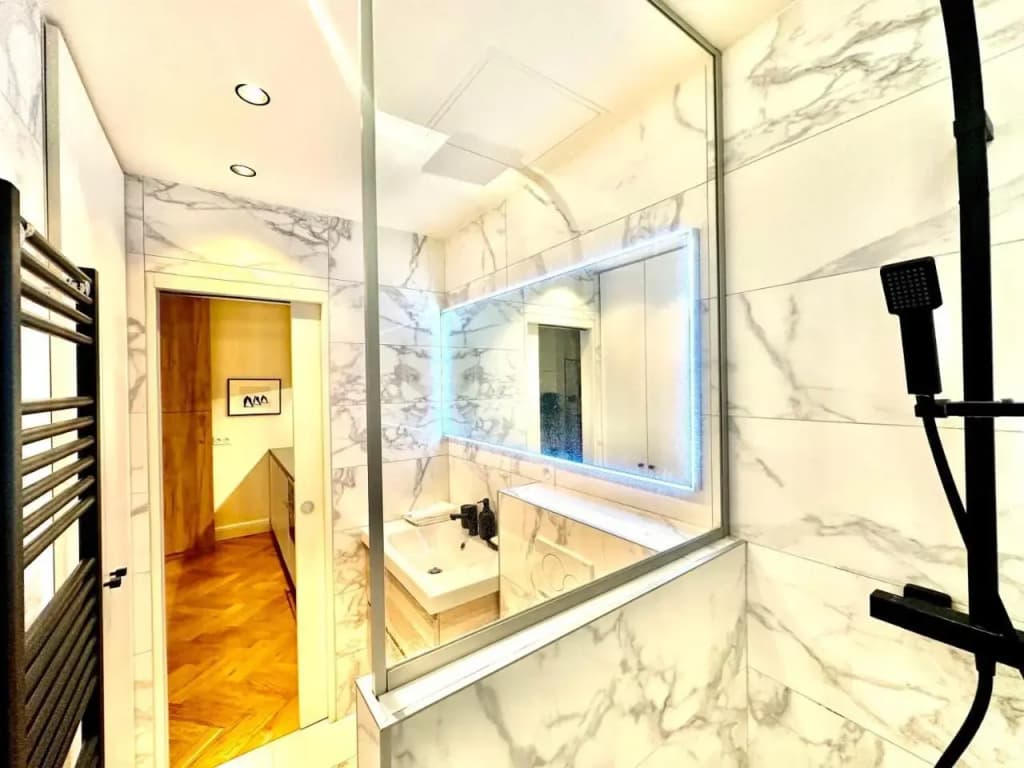 Family Apartment In Front Of The Eiffel Tower - photo 7