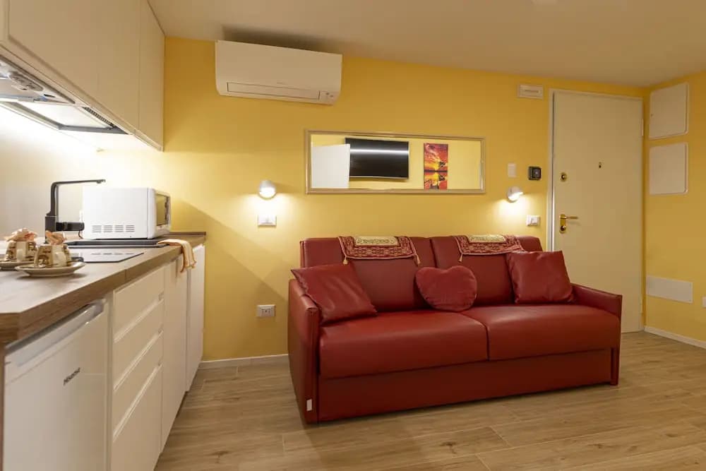 Nina'S  Accommodations In Venice Center - photo 21