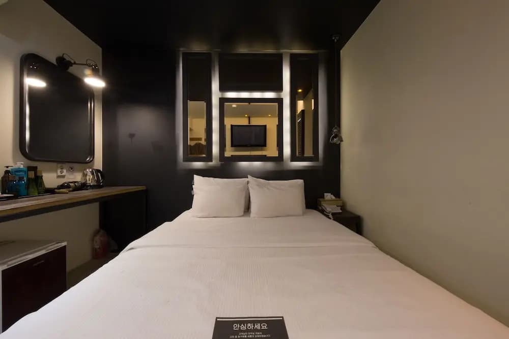 Achasan Station Wall Hotel - photo 4