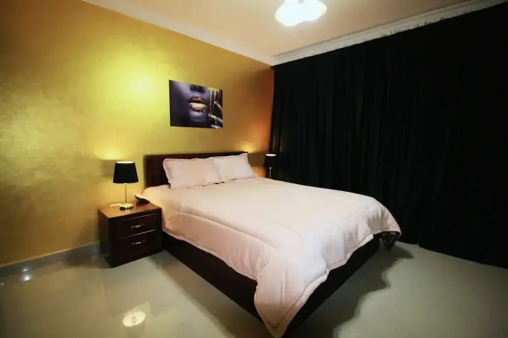Golden Charming 3-bed Apartment in Cairo - photo 20