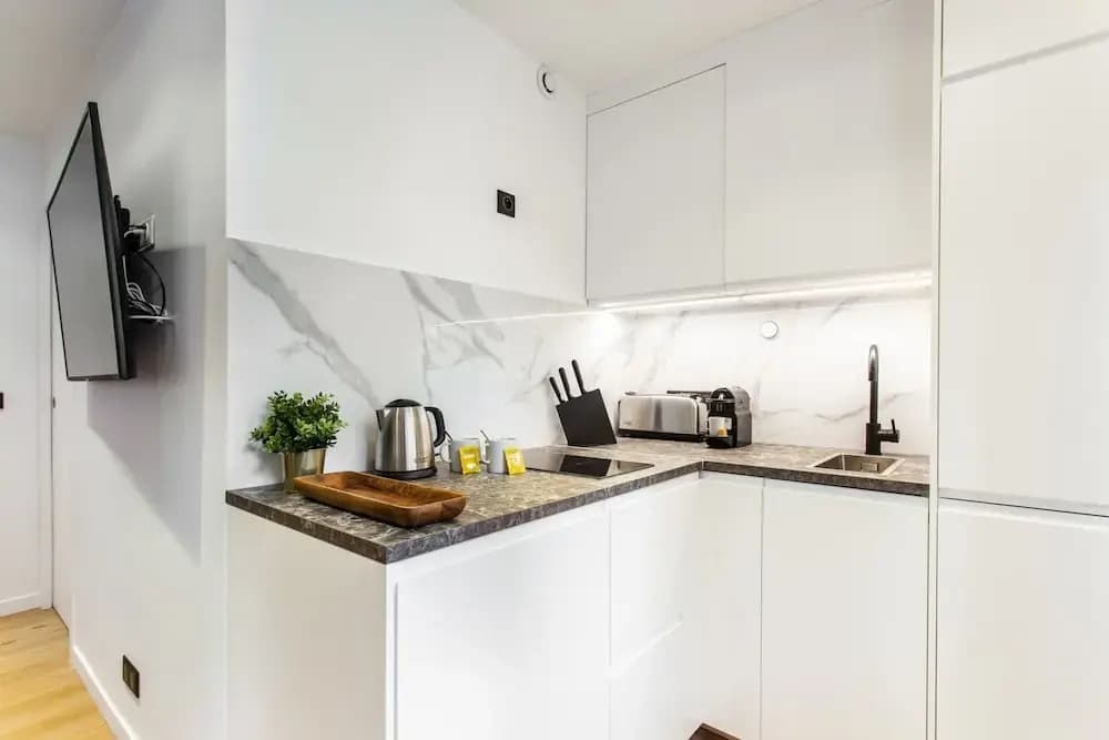 Charming Apartment - 1br/4p - Canal St Martin - photo 10