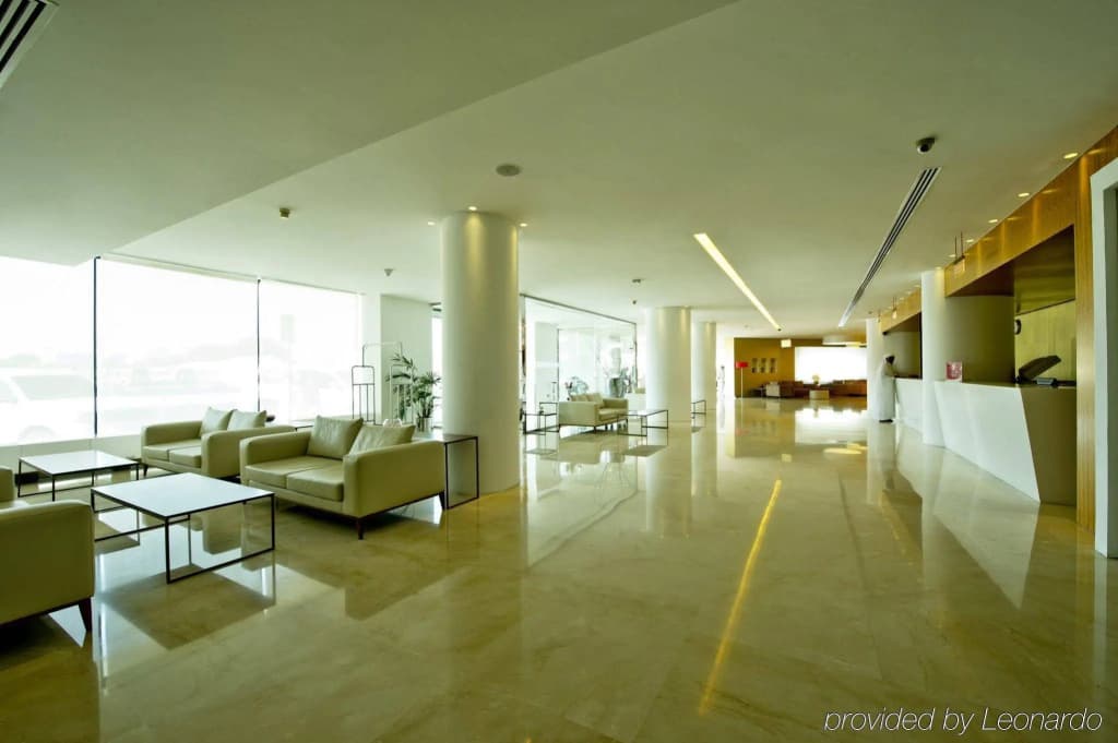Al Bustan Center & Residence Hotel - photo 2