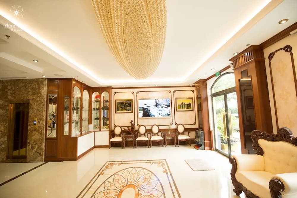 Swan Boutique Cruises - photo 2