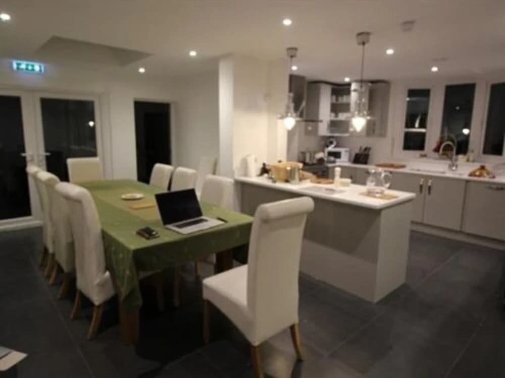 Hazel Residence - photo 13