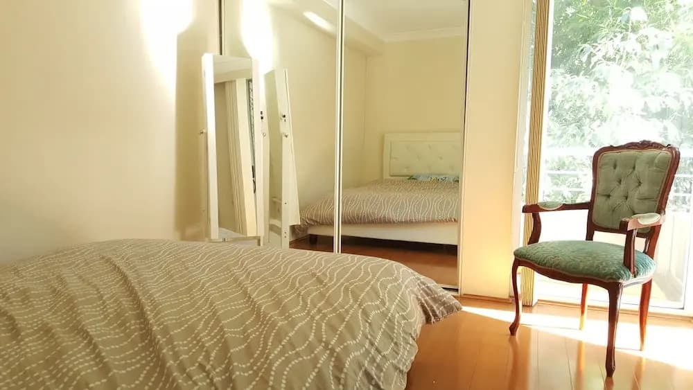 Furnished 2 Bedroom By Harbourside - photo 2