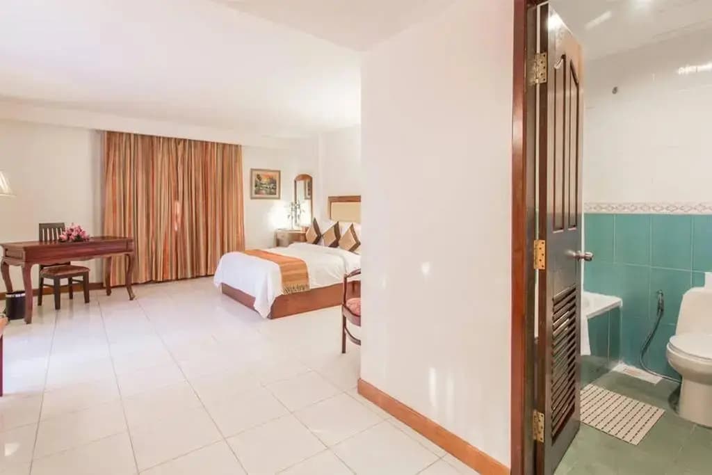 Angkor Riverside Hotel - photo 7