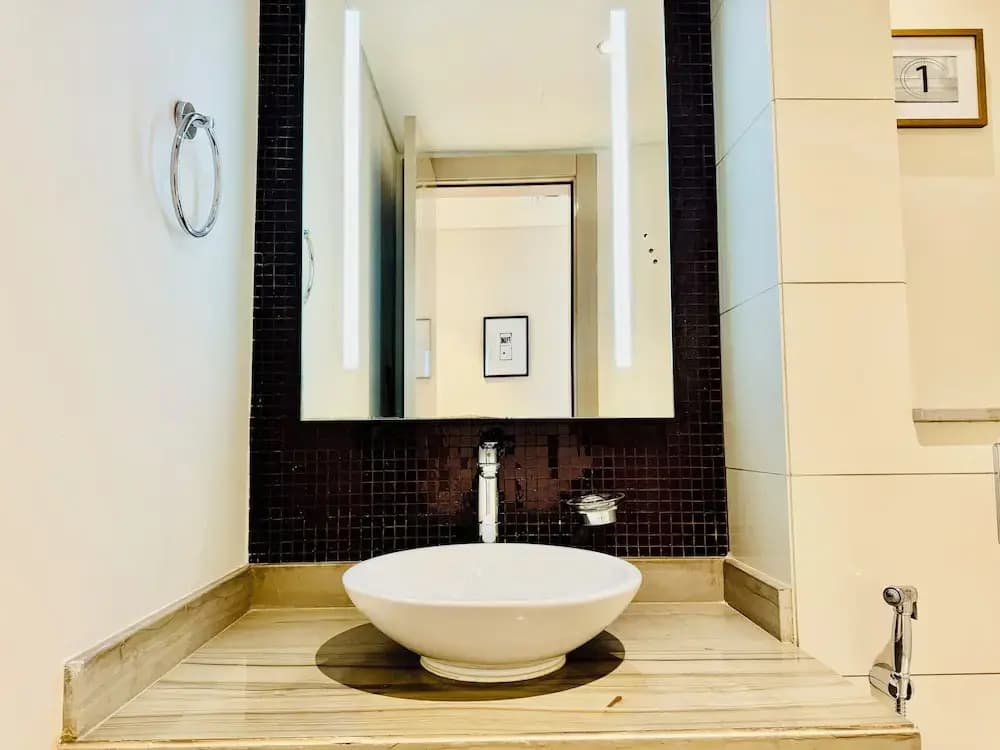 Venduras Cozy 3BR at Damac Tower - photo 18