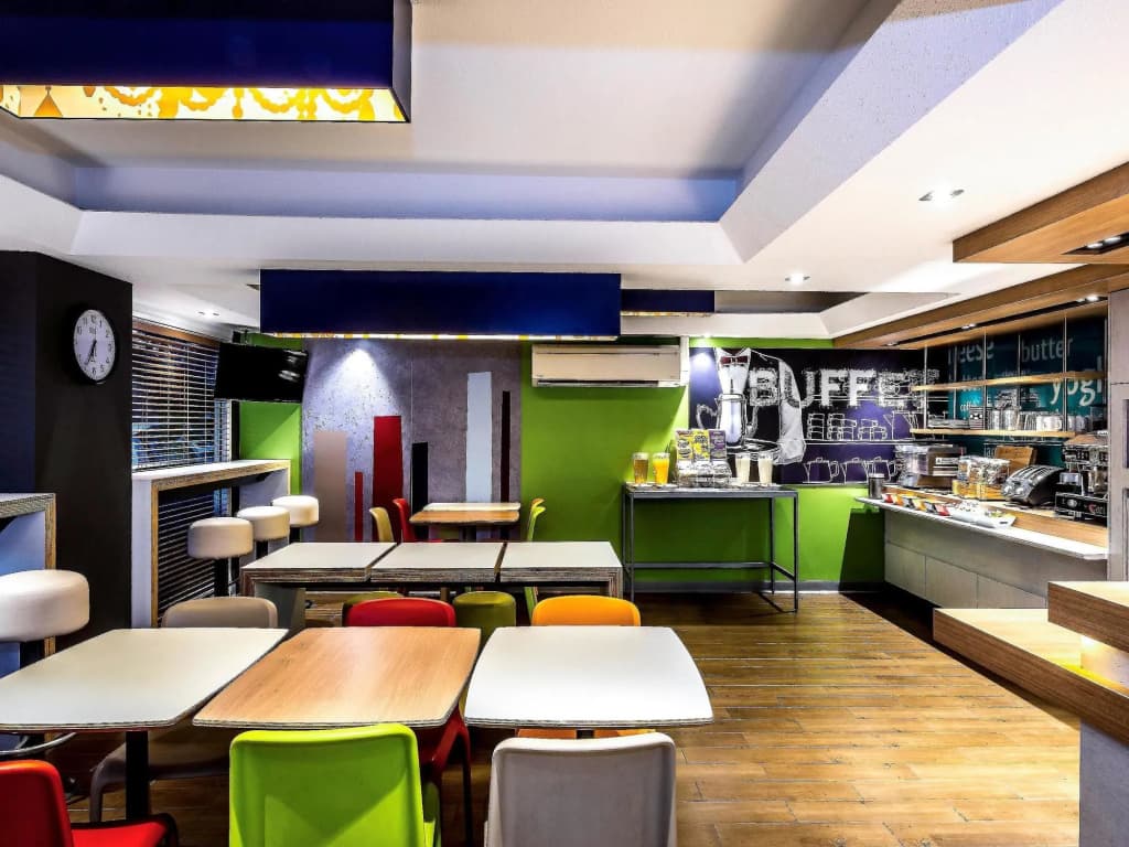 ibis budget Enfield - photo 14