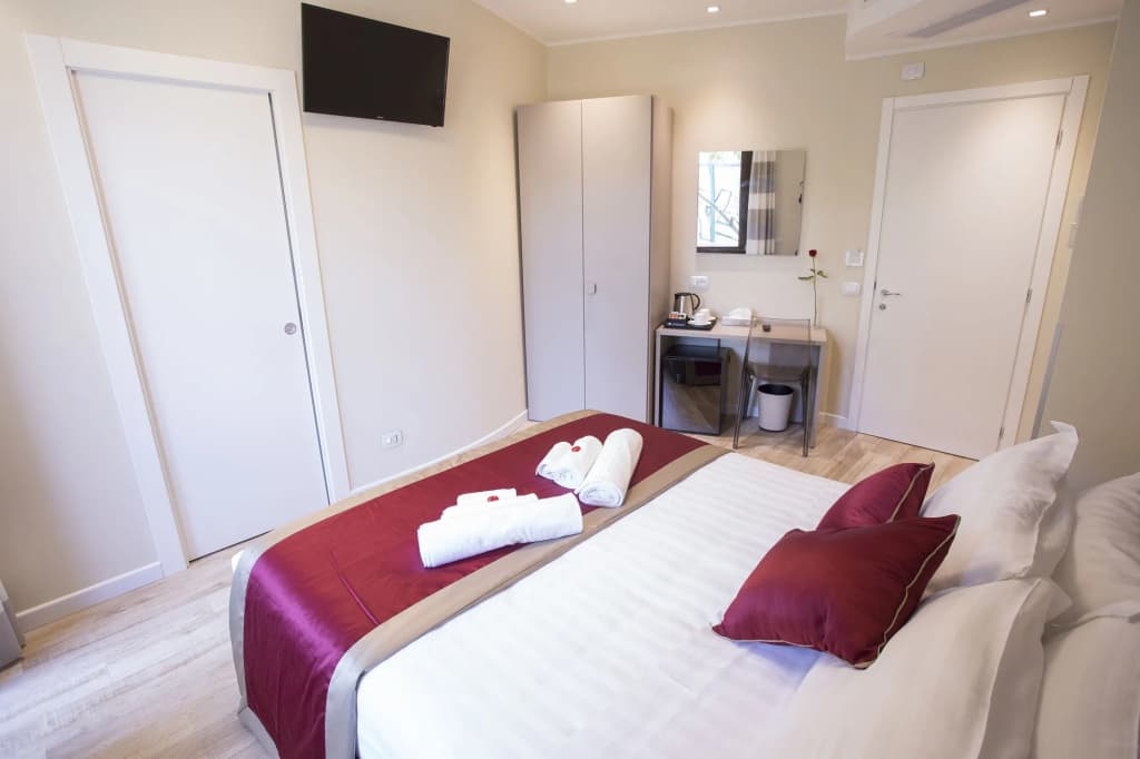 Leonardo Da Vinci Guest House - photo 3
