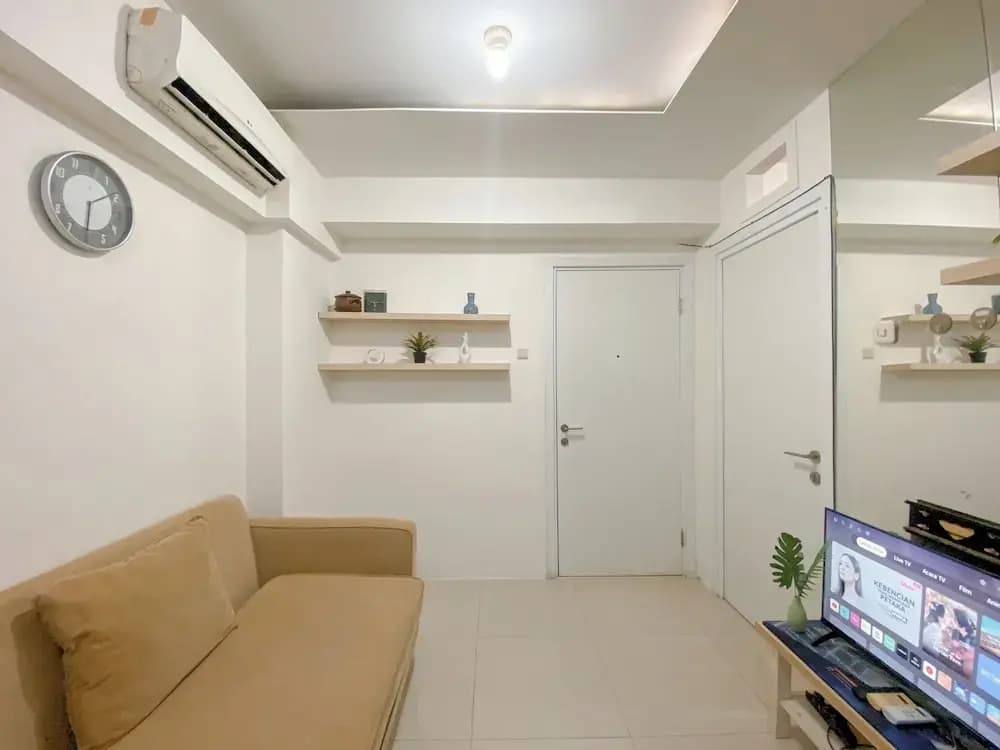 Good Deal and Comfy 2BR Apartment Green Pramuka City - photo 16