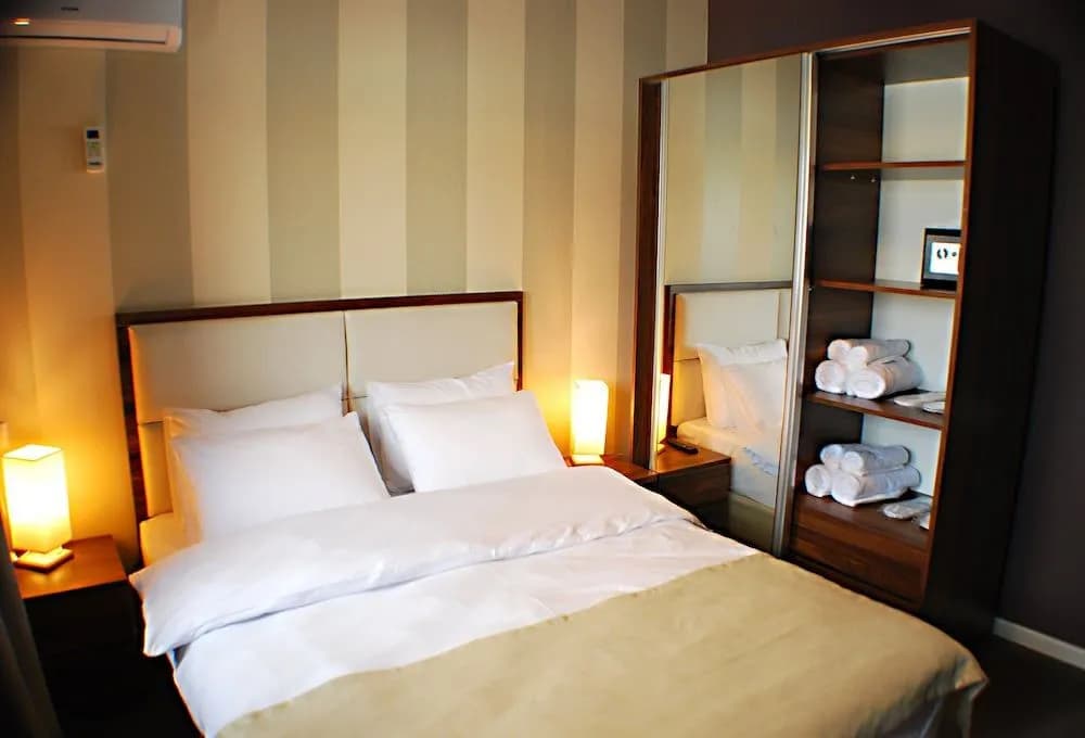Hotel West - photo 3
