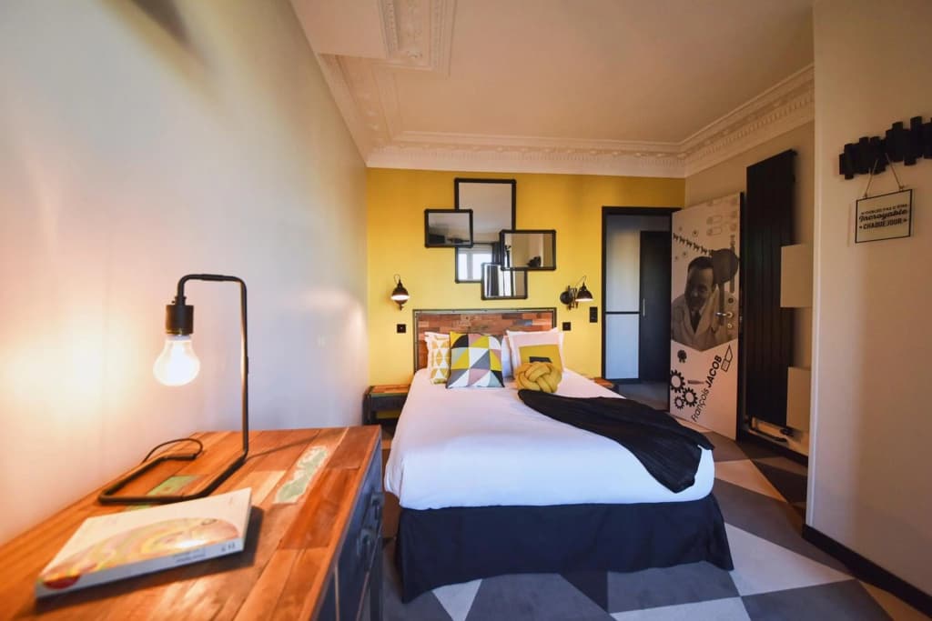 Madrigal hotel - photo 17