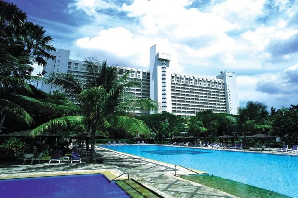 Hotel Borobudur Jakarta - photo 15