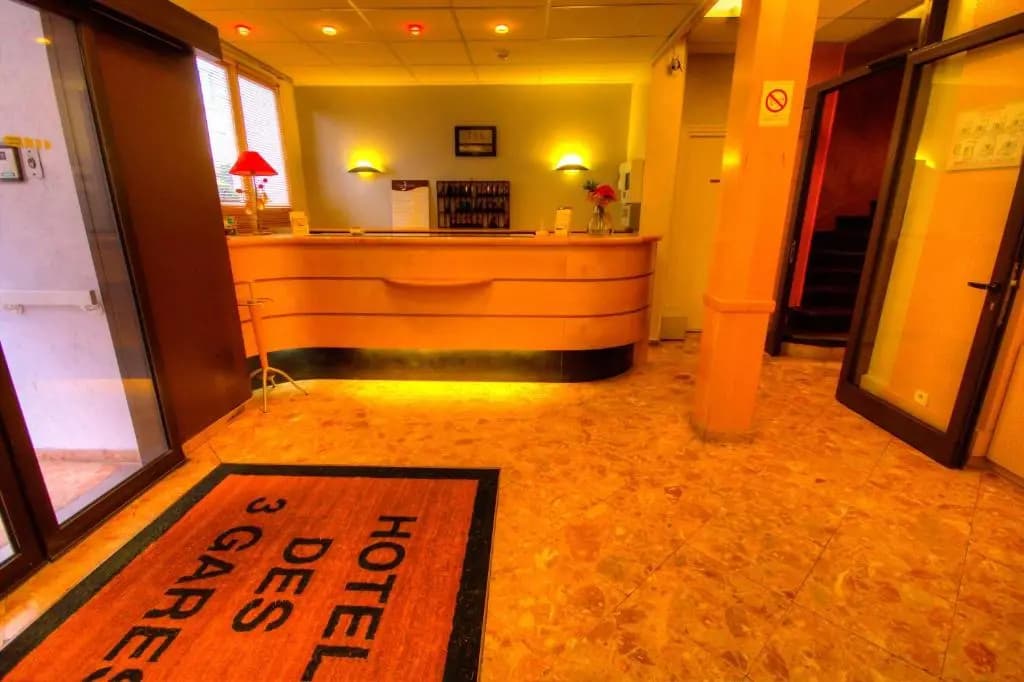 Hôtel des Trois Gares - photo 13