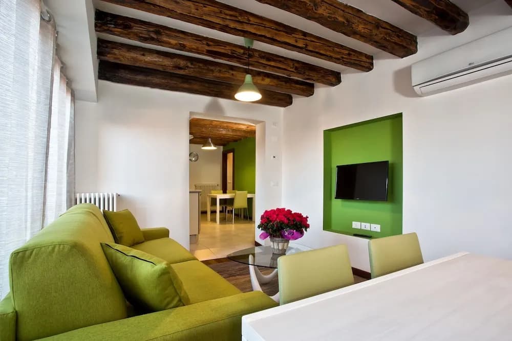 Good Wine Apartments - photo 40
