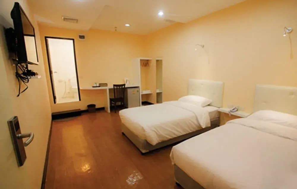 V Place Silom - photo 27
