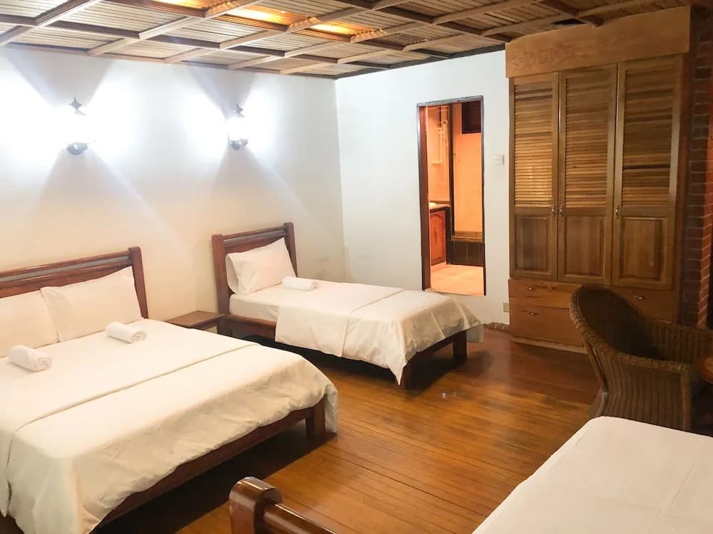 Hotel O I.villa Inn - photo 5