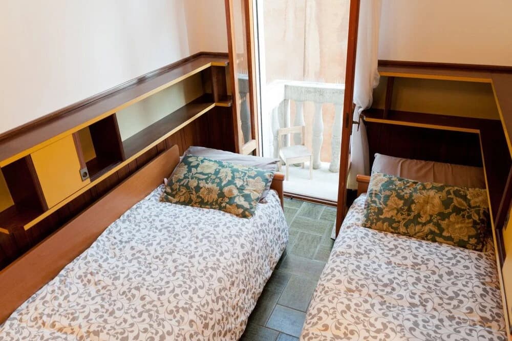 Park Apartment - photo 5