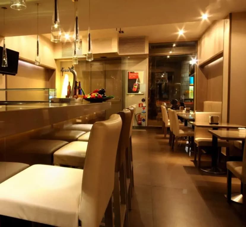 Hotel Constanza - photo 26
