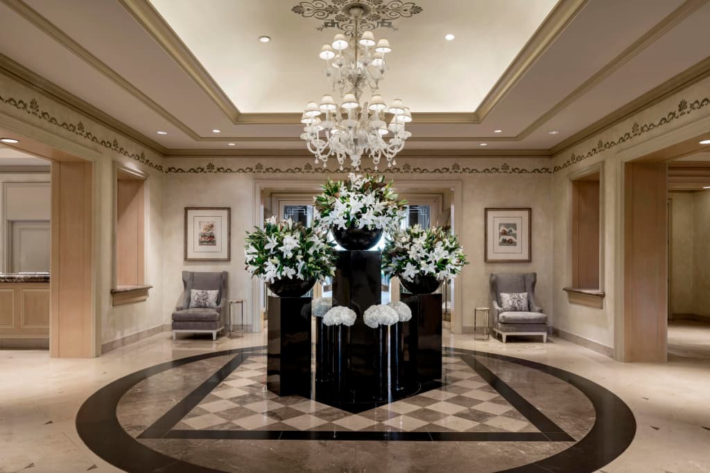Four Seasons Los Angeles at Beverly Hills - photo 2