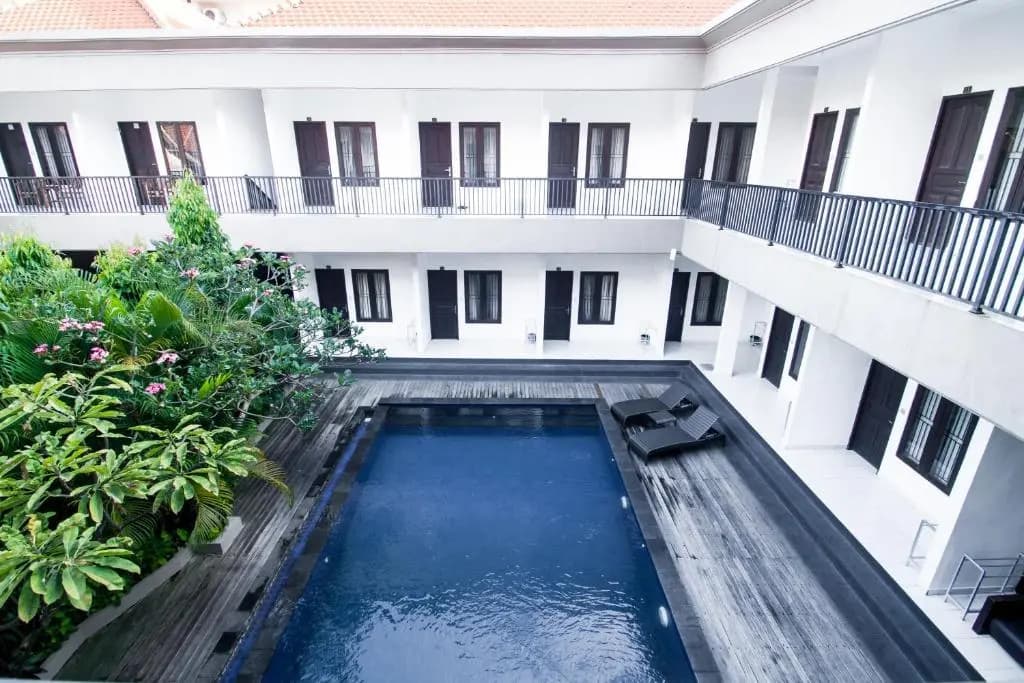 Seminyak Point Guest House - photo 1