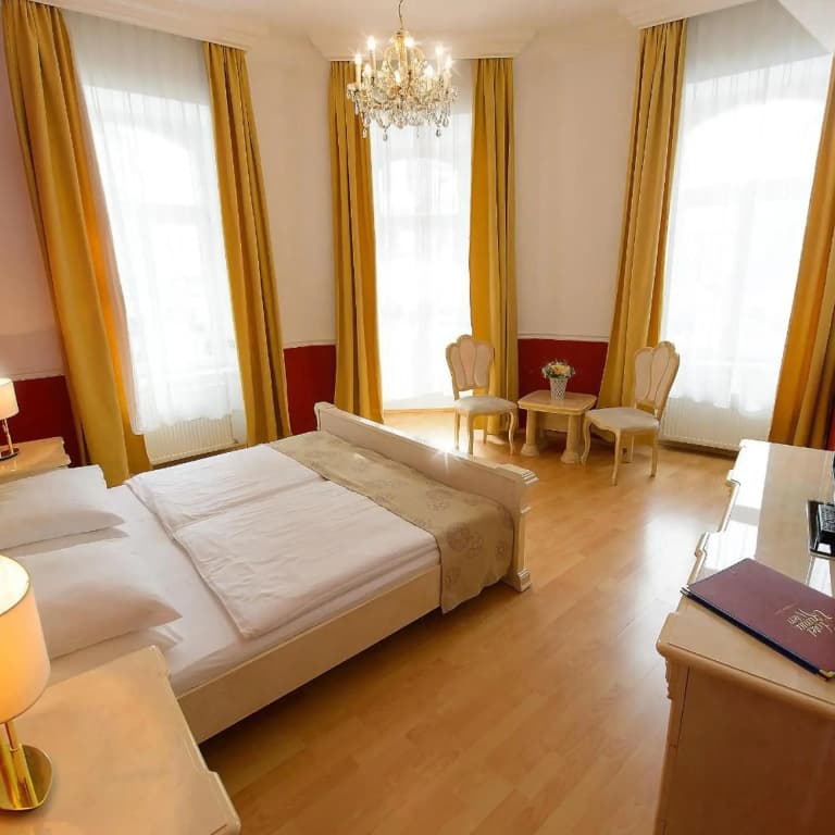 Hotel Urania - photo 34